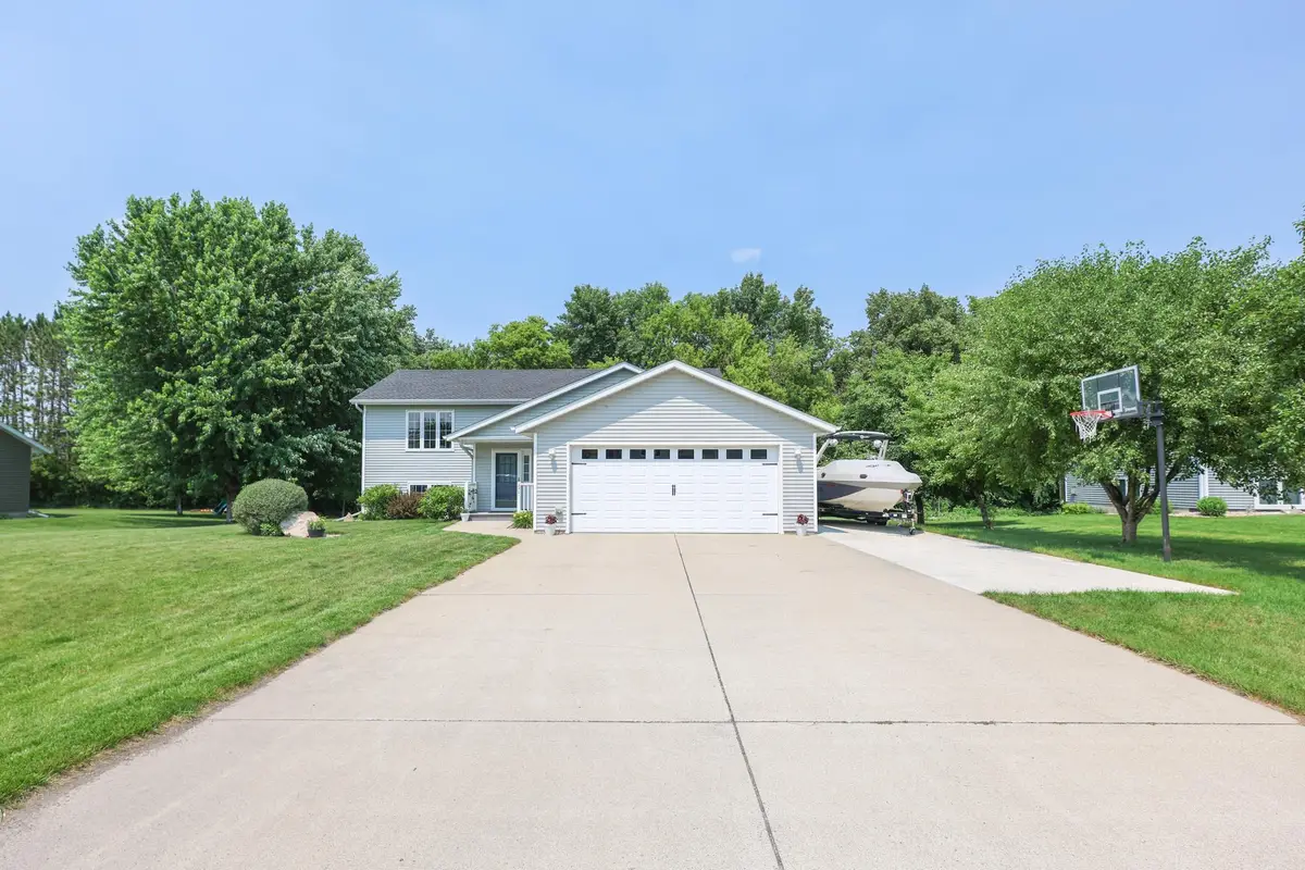 2501 Shadow Lane Se, Alexandria, MN 56308 - #1