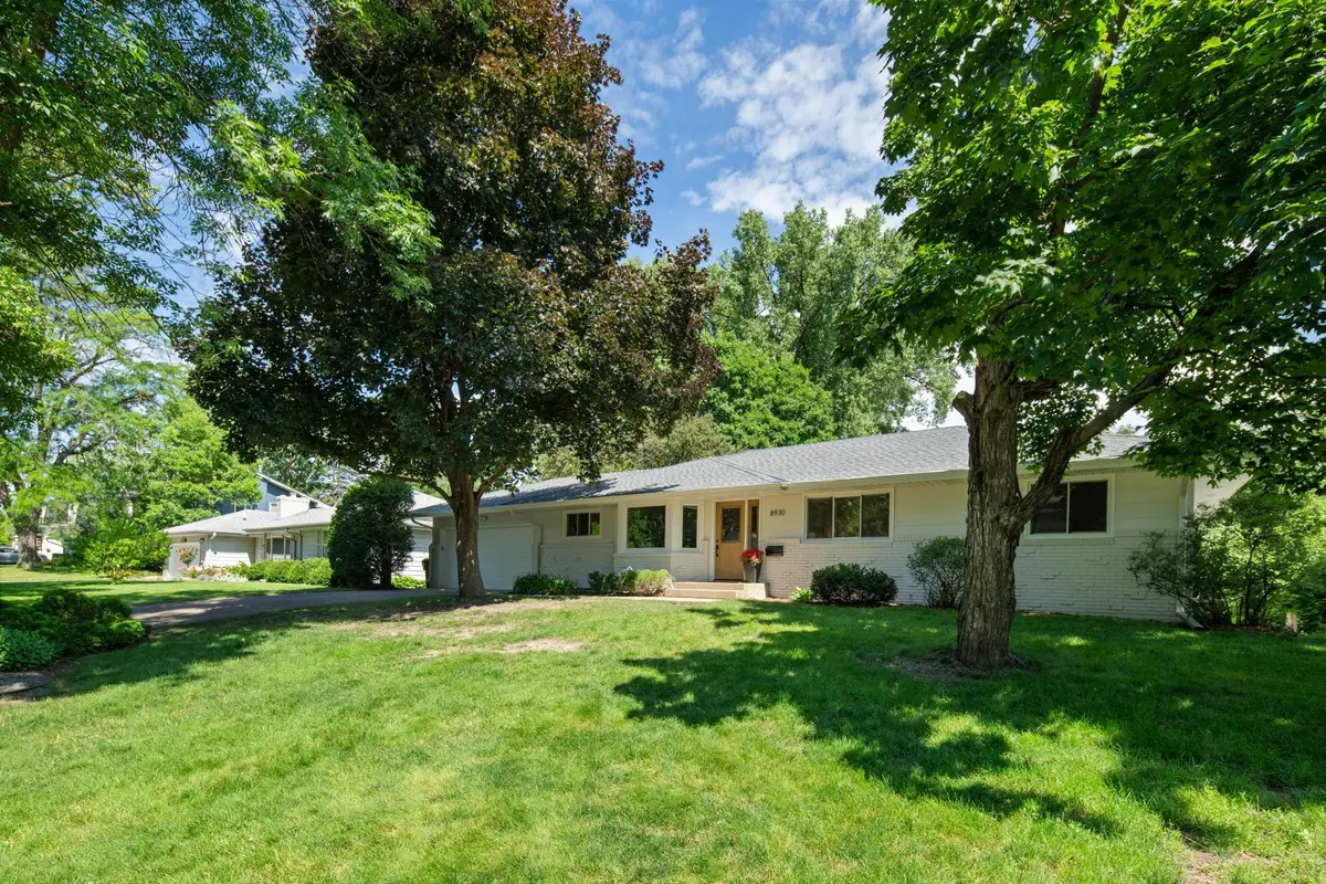 8930 N Minnehaha Circle, Saint Louis Park, MN 55426 - #1