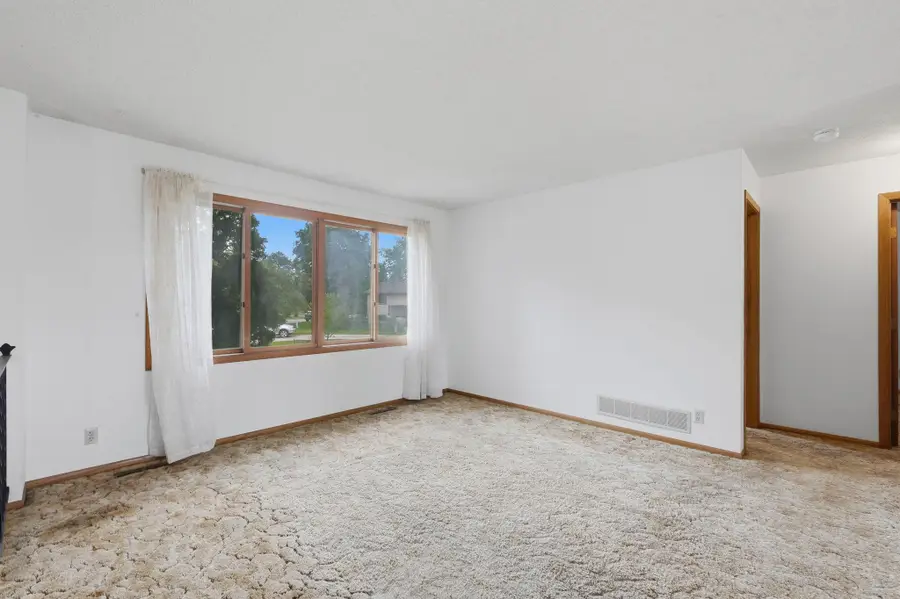 7938 Girard Court N, Brooklyn Park, MN 55444 - #2