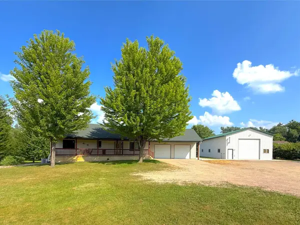 1051 County Road 39 Nw, Monticello, MN 55362