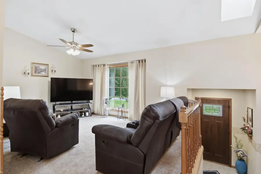 1440 Birchwood Lane, Eau Claire, WI 54703 - #2