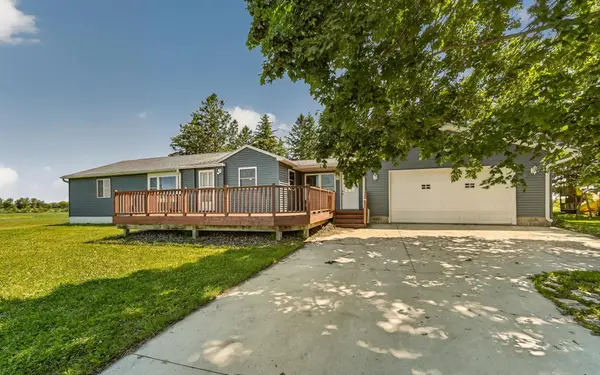 3010 55th Avenue Ne, Rochester, MN 55906