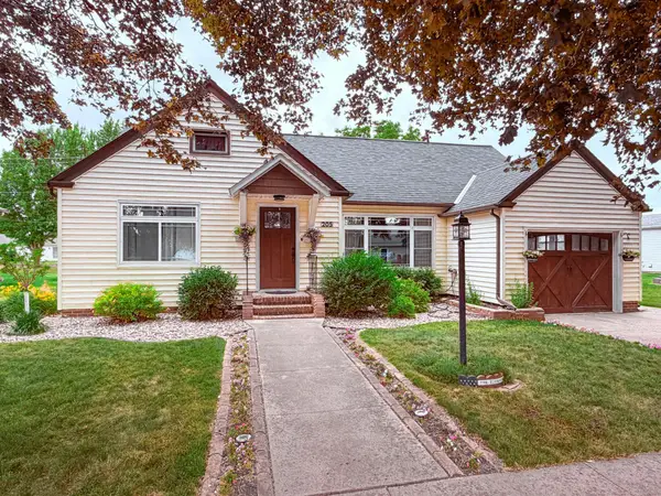 205 Ash Street S, Comfrey, MN 56019