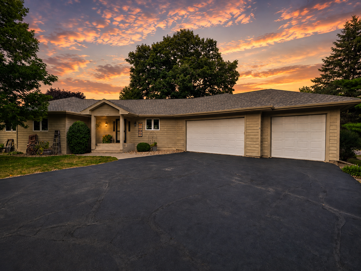 101 Anglewood Drive, Kenyon, MN 55946 - #1
