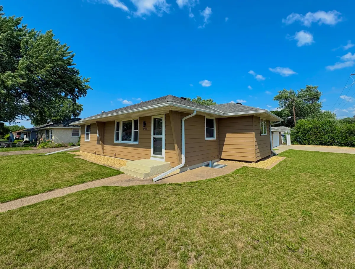 8485 Granada Avenue S, Cottage Grove, MN 55016 - #1