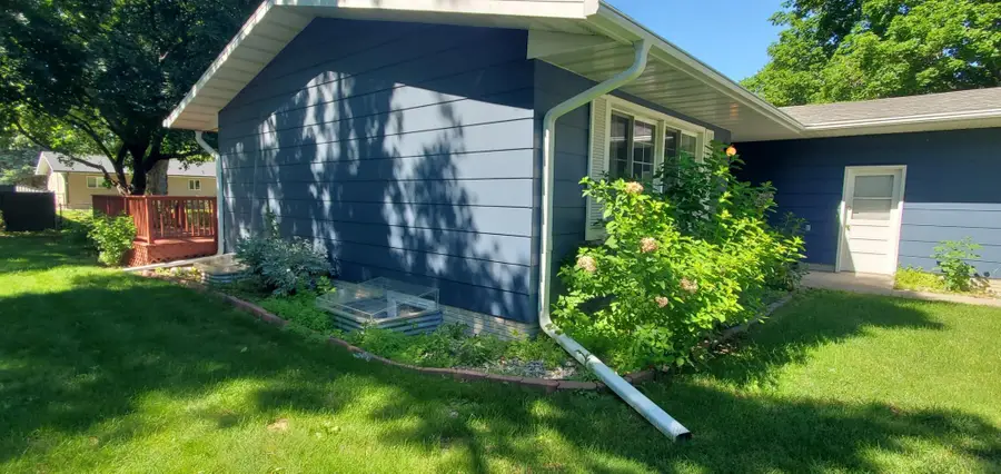 2420 W Country Club Drive S, Fargo, ND 58103 - #3