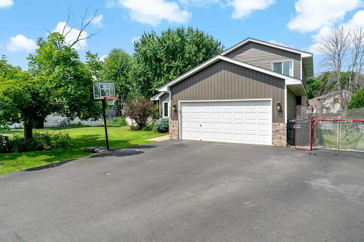 1228 Heritage Drive, Shakopee, MN 55379 - #1