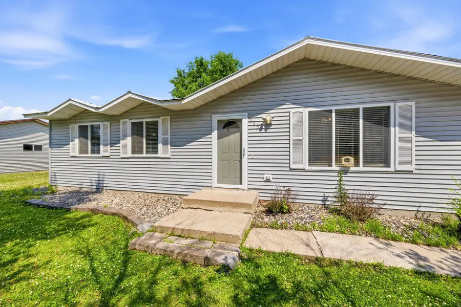 645 School Road Nw, Hutchinson, MN 55350 - #2