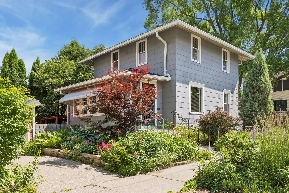 916 34th Street W, Minneapolis, MN 55408 - #1