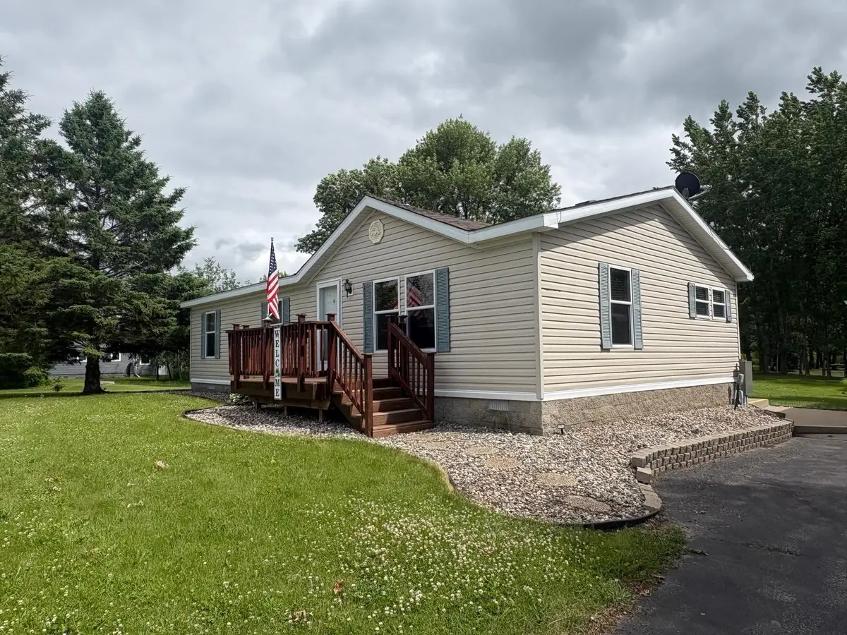 2700 S Lake Jessie Road Se, Alexandria, MN 56308 - #1