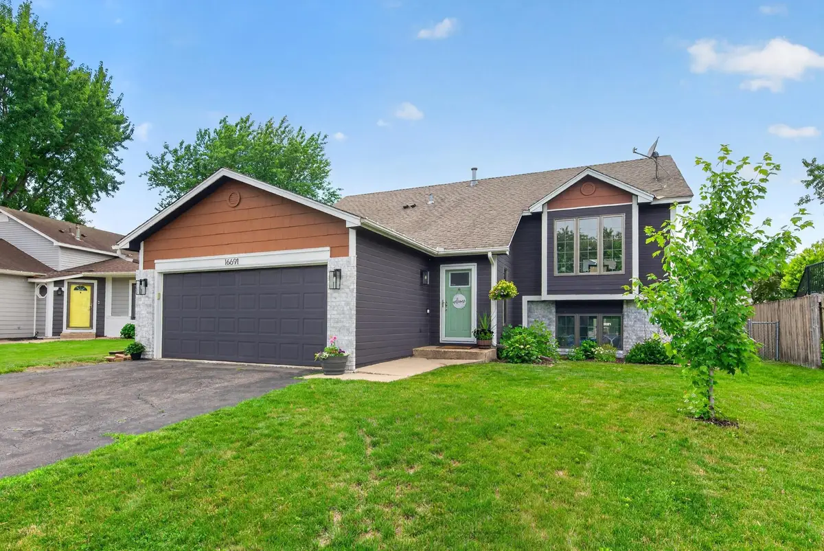 16691 Javelin Avenue, Lakeville, MN 55044 - #1