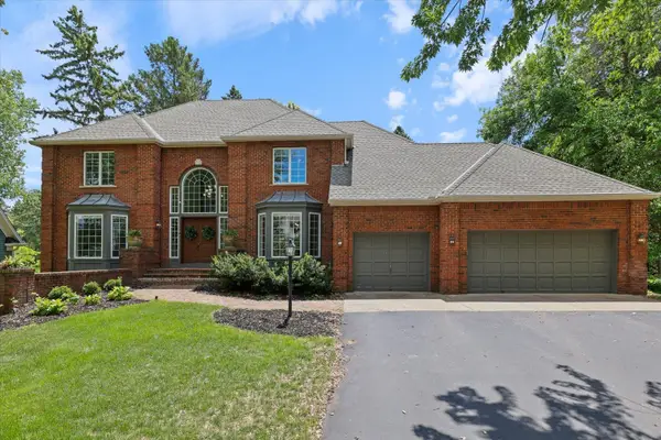 1638 Quail Ridge Circle, Woodbury, MN 55125