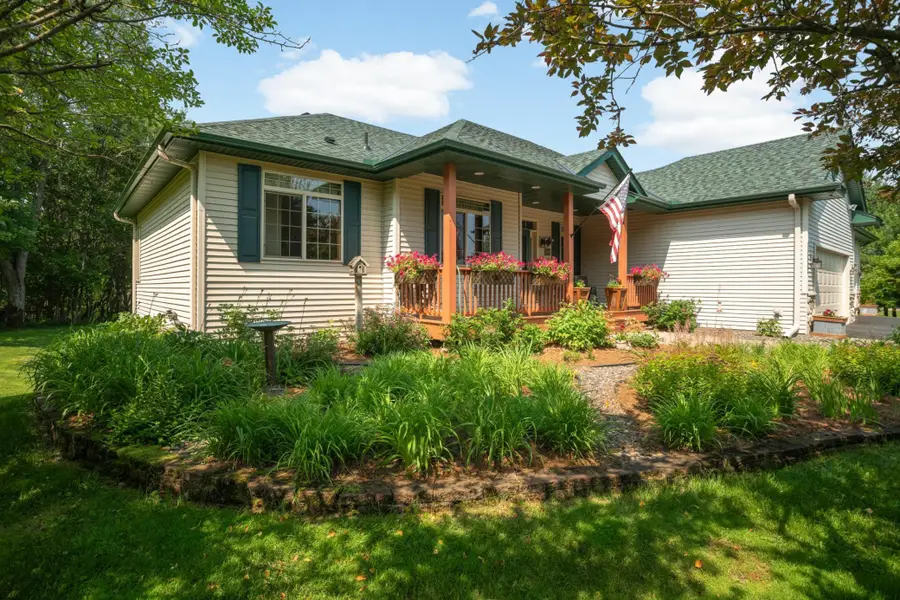 23322 Isanti Street Ne, Bethel, MN 55005 - #2