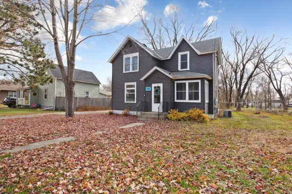 15 14th Street Ne, Faribault, MN 55021