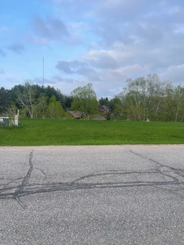 58 Buck Ridge Drive, Winona, MN 55987