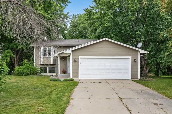 2250 Van Sloun Road, Chaska, MN 55318
