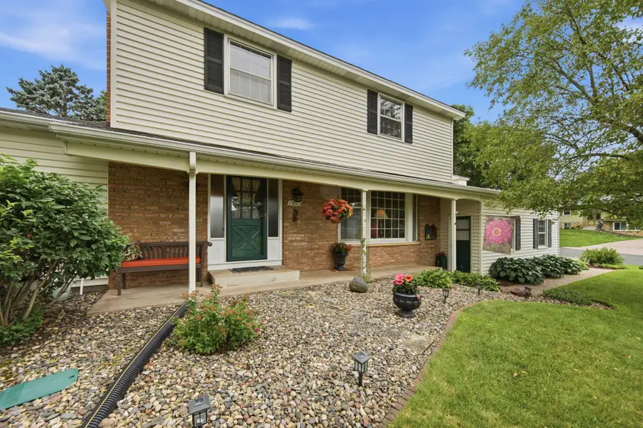 2623 Riviera Drive N, White Bear Lake, MN 55110 - #2