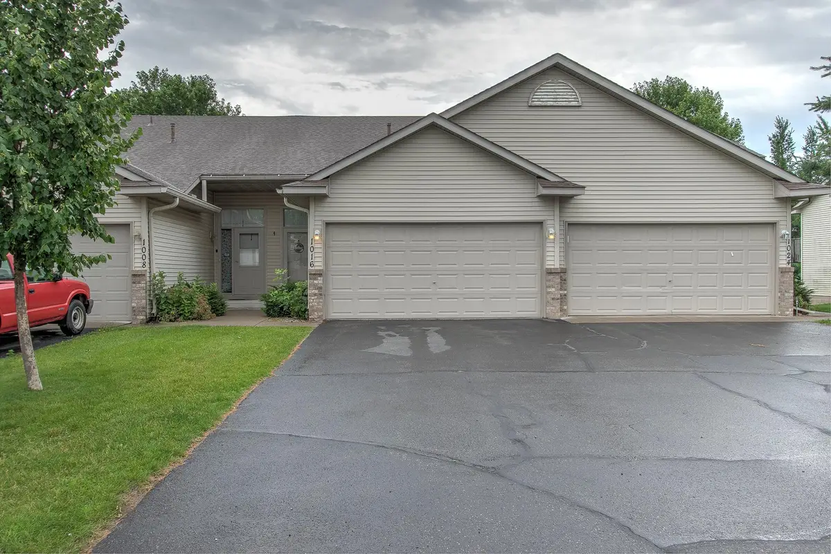 1016 Honeysuckle Lane Se, Cambridge, MN 55008 - #1