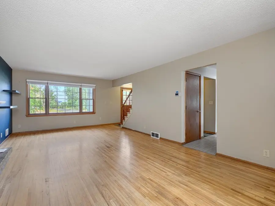 3549 Ensign Avenue N, New Hope, MN 55427 - #3