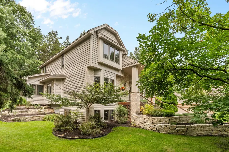 655 Evergreen Circle, Shoreview, MN 55126 - #3