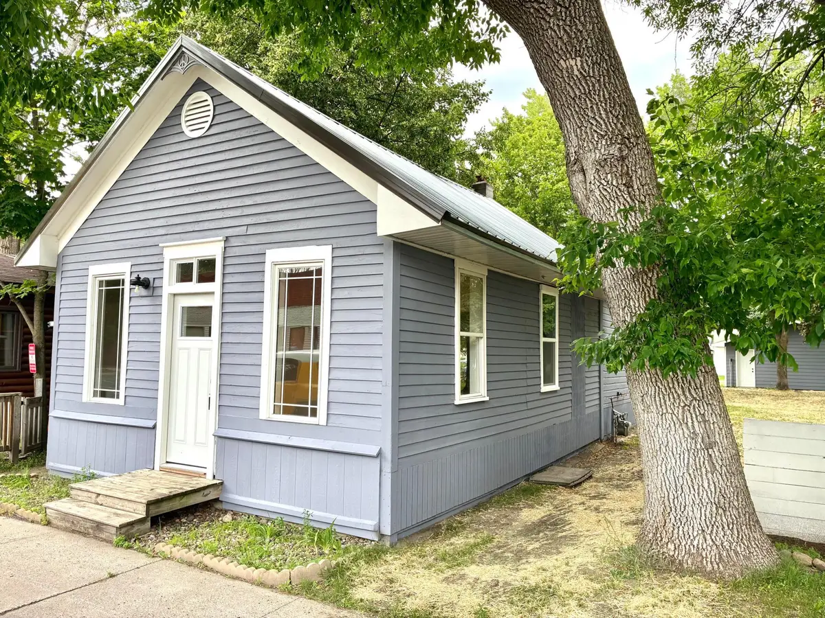 109 Main Street Nw, Bethel, MN 55005 - #1