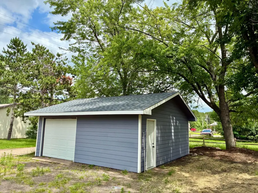 109 Main Street Nw, Bethel, MN 55005 - #3