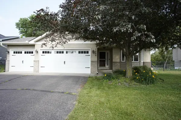 7696 Appaloosa Lane, Circle Pines, MN 55014