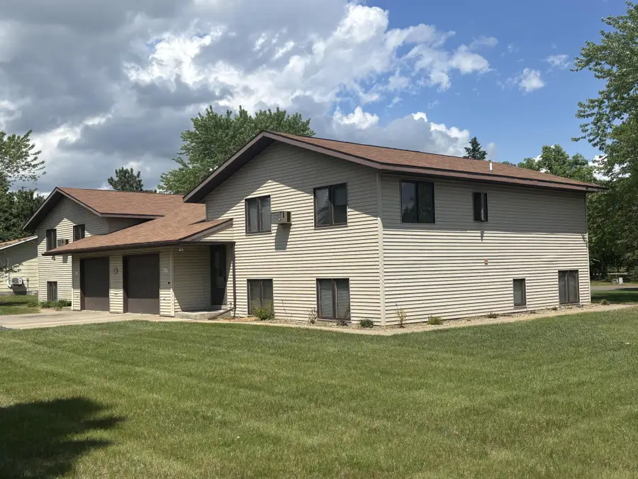 704 Washington Avenue S, Park Rapids, MN 56470 - #2