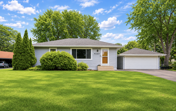 4250 Diamond Drive, Eagan, MN 55122