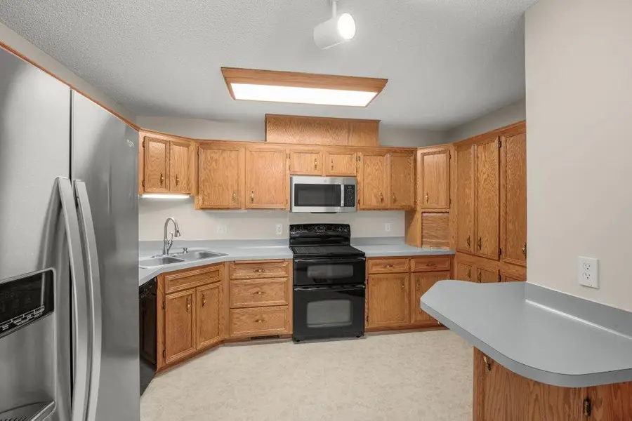 14369 Glenda Drive, Apple Valley, MN 55124 - #2
