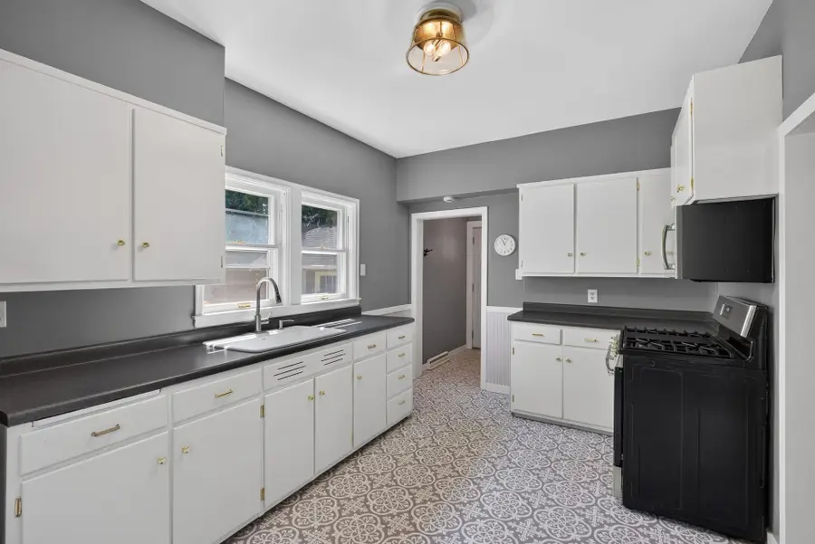 1921 Broadway Street N, Stillwater, MN 55082 - #3