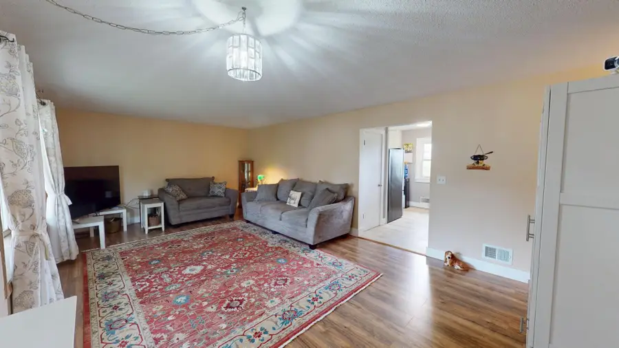 1402 Marie Avenue, Albert Lea, MN 56007 - #2