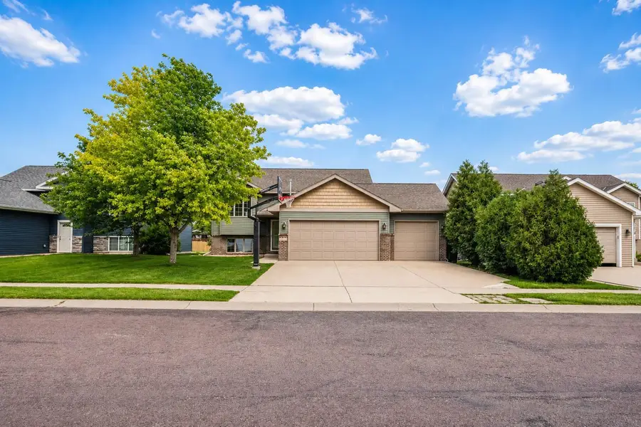117 Pinehurst Drive, Mankato, MN 56001 - #2