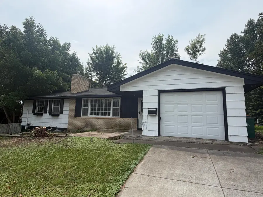 3607 Lake Drive Avenue N, Minneapolis, MN 55422 - #2