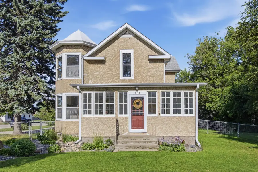 101 5th Street Nw, Barnesville, MN 56514 - #2
