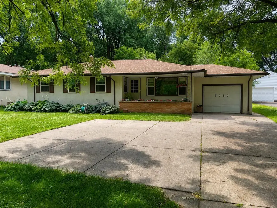 2080 Nebraska Avenue E, Saint Paul, MN 55119 - #2