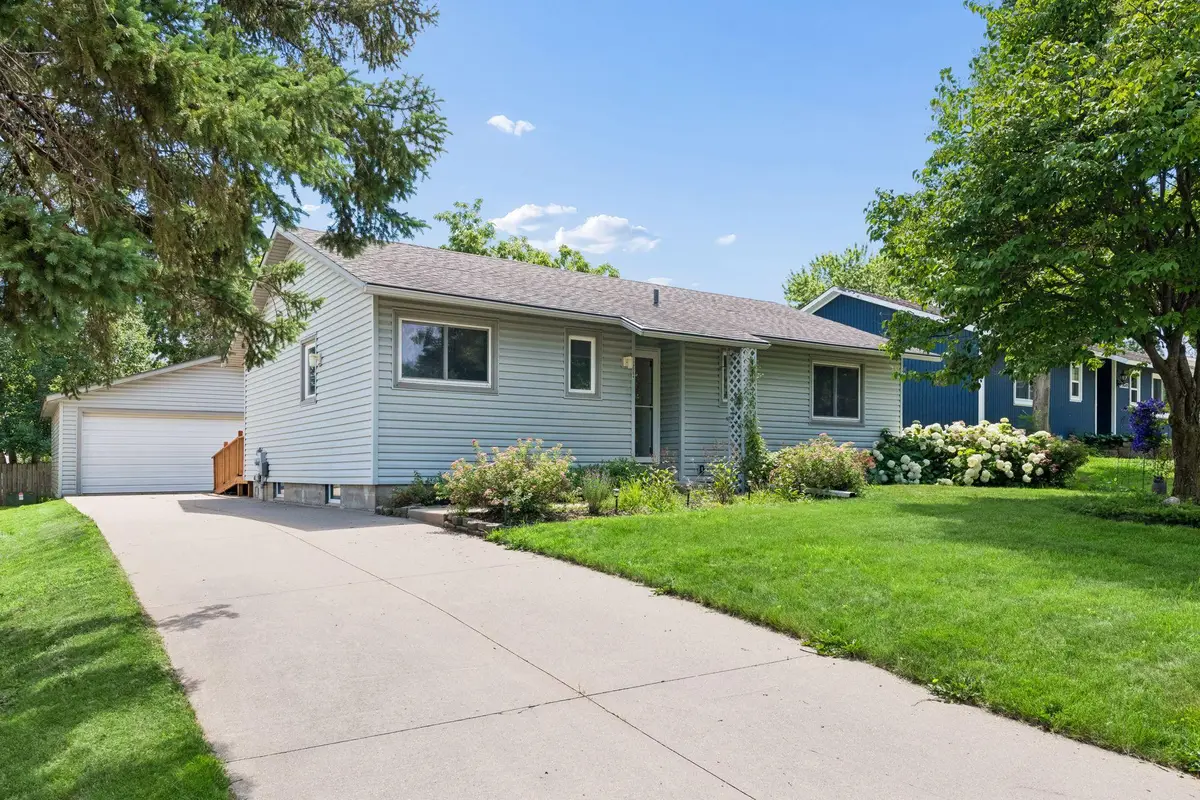 112504 Ramsey Court, Chaska, MN 55318 - #1