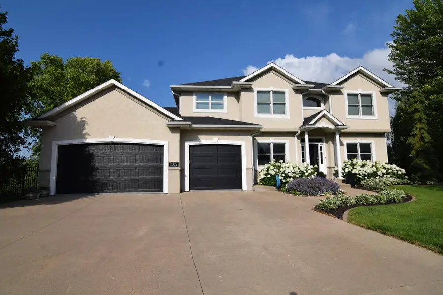 19328 Ireland Court, Lakeville, MN 55044 - #2