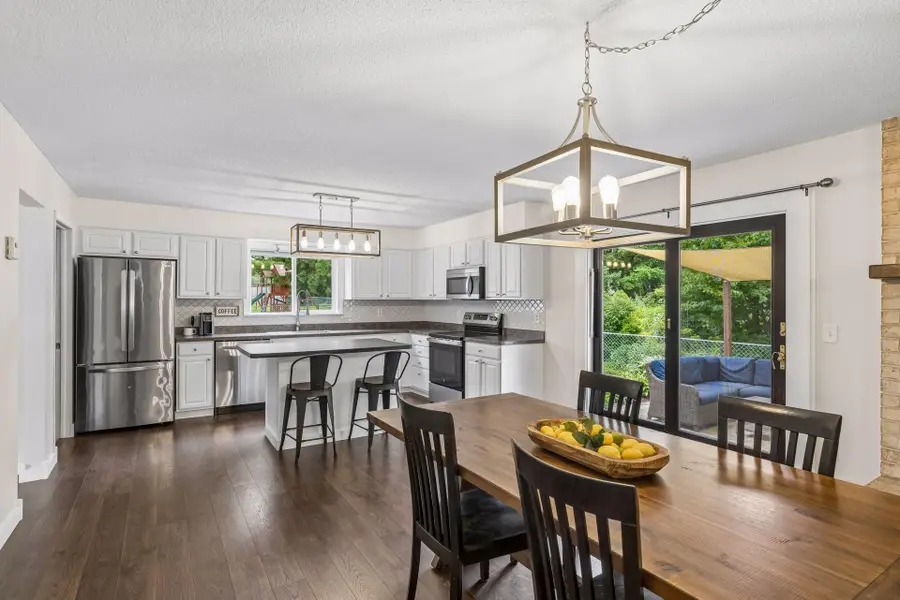1848 Evergreen Draw, Woodbury, MN 55125 - #3