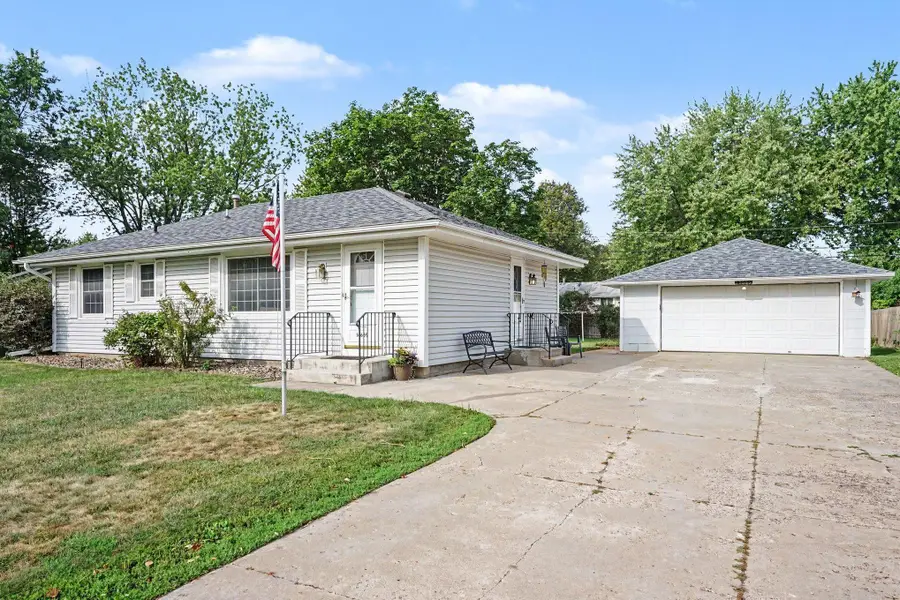 14669 Danbury Avenue W, Rosemount, MN 55068 - #2