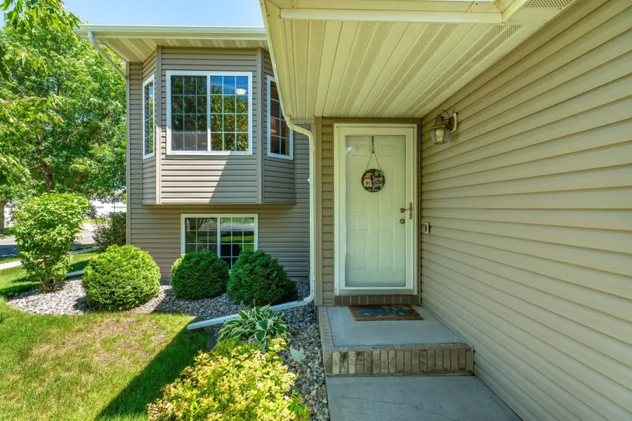 624 29th Street N, Moorhead, MN 56560 - #2
