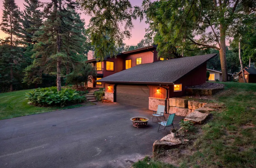 7920 Hill Trail N, Lake Elmo, MN 55042 - #3