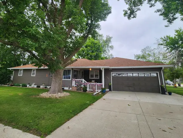 505 9th Street Sw, Pipestone, MN 56164