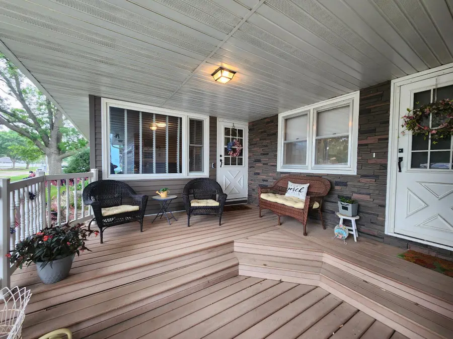 505 9th Street Sw, Pipestone, MN 56164 - #3