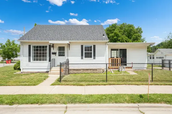 1205 9th Street Ne, Rochester, MN 55906