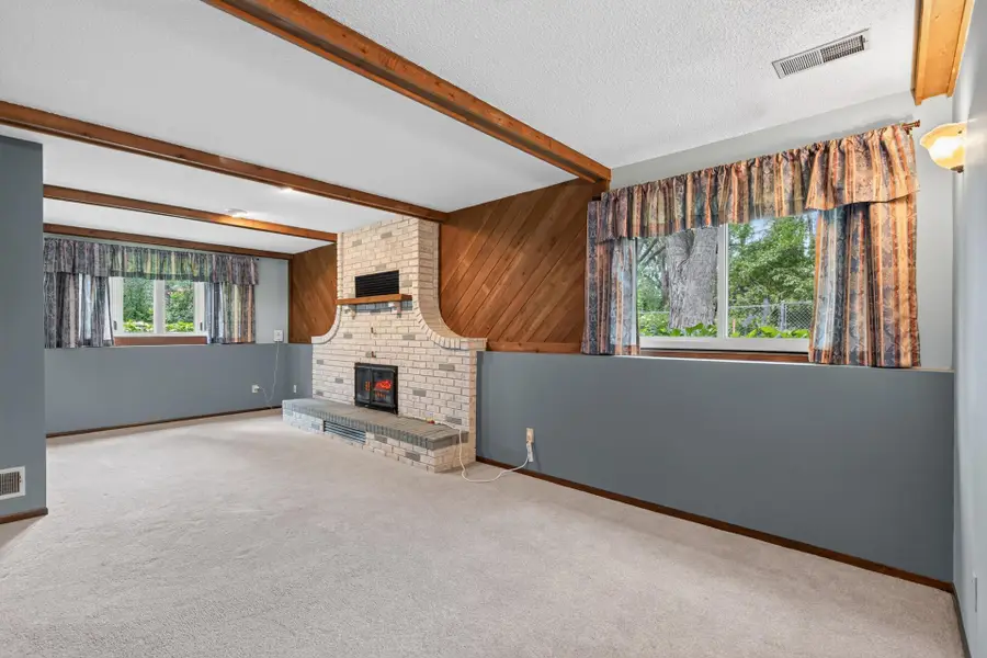 882 90th Avenue Nw, Coon Rapids, MN 55433 - #3