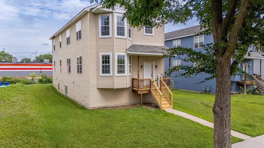 1512 Albemarle Street, Saint Paul, MN 55117 - #2
