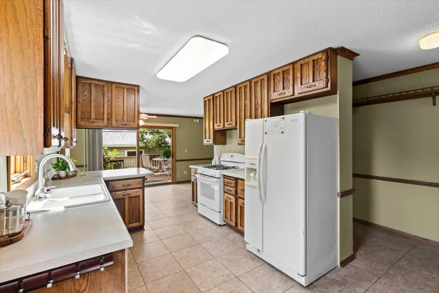 1561 Chamber Street, Saint Paul, MN 55106 - #3