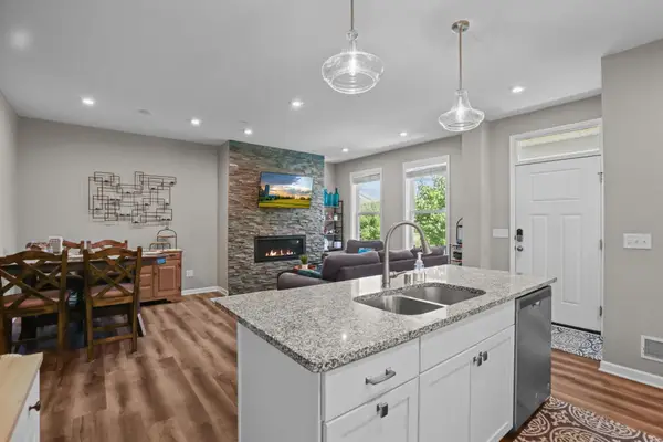7645 147th Place Nw, Anoka, MN 55303