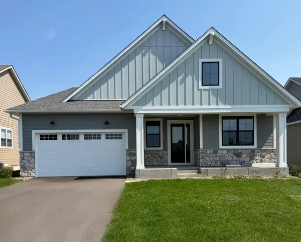 17936 Greenwich Way, Lakeville, MN 55044